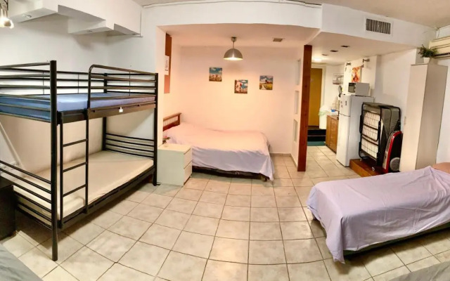 Low-Cost Guesthouse - By The Beach!