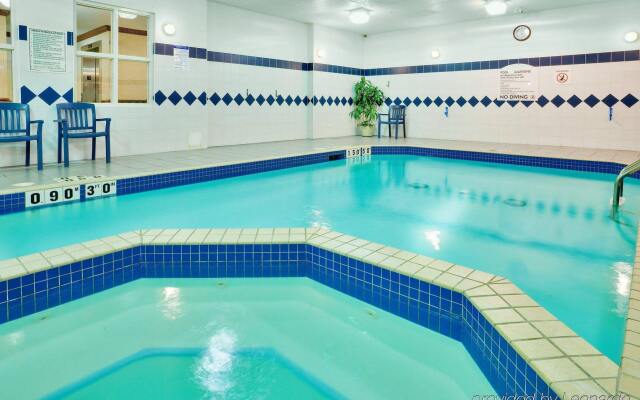 Holiday Inn Express Hotel & Suites Barrie by IHG