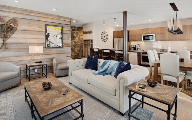 Sun Vail 14a 3 Bedroom Condo by RedAwning