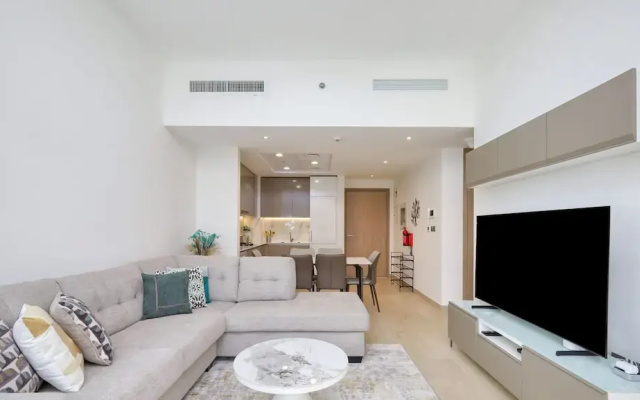 Exquisite Living in Riviera One Bedroom