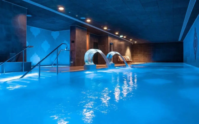 Brand New - Massive Studio - E1 - Self Catering