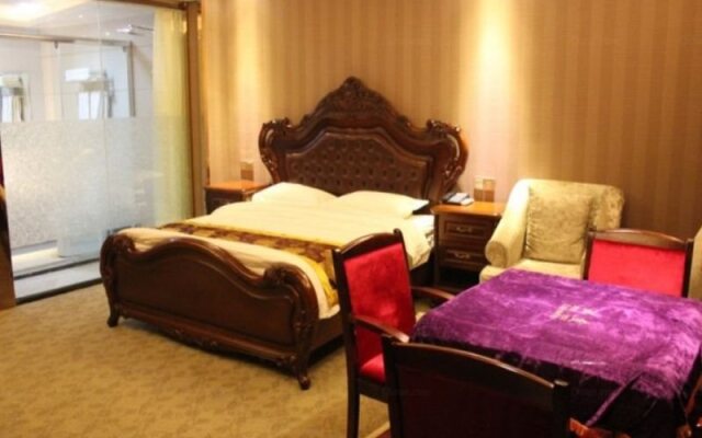 Qin Huang Hotel