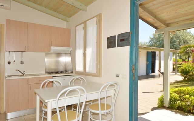 Well-Kept Bungalow with AC on the Beautiful Adriatic Coast