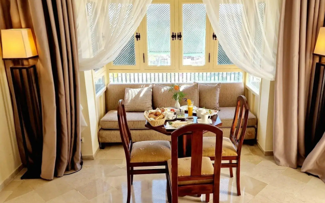 Alhambra Thalasso Hotel