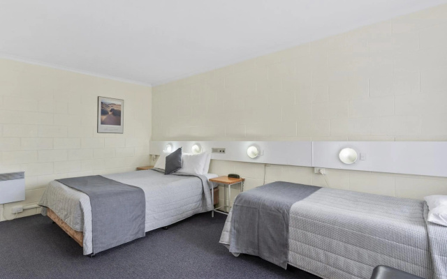 Martin Cash Motel – Guest Rooms – Moonah