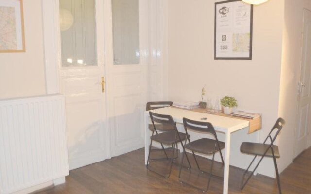 Artist Guest House