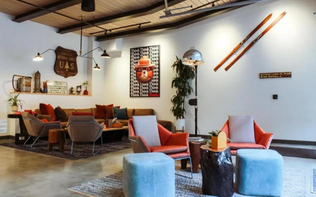Days Inn and Suites by Wyndham Downtown Missoula-University