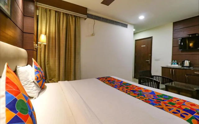 Treebo Trend Hotel Elite