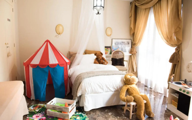 Bright apartment in the city center