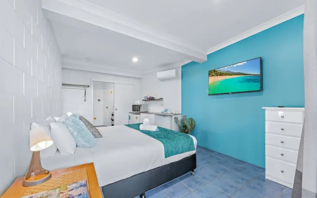 Airlie Sun & Sand Accommodation Studio 1