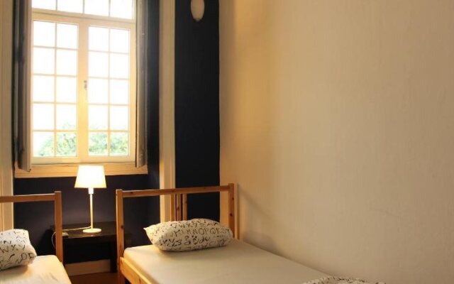 Le Penguin Hostel