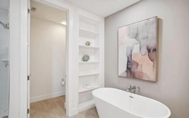 The Harbor Condo 305 - Premier