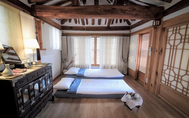 Cheong Yeon Jae Hanok Hotel