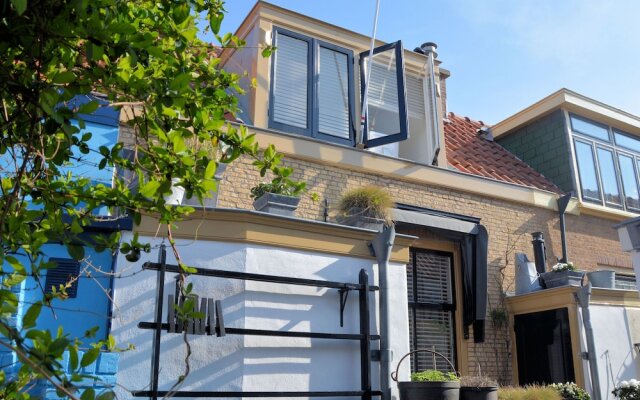 Cozy Holiday Home In Scheveningen Near The Beach