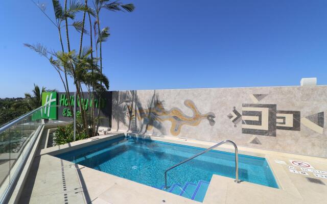 Holiday Inn & Suites Puerto Vallarta Marina & Golf by IHG