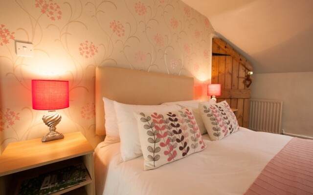 Holly Bush Inn