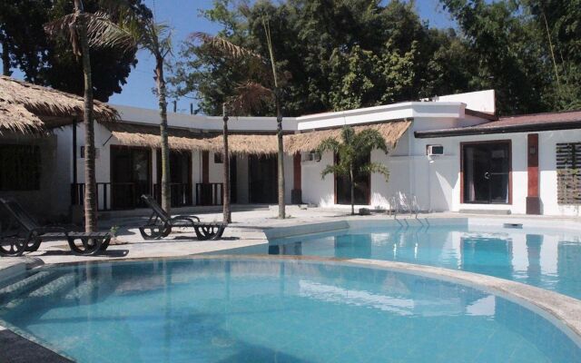 Poleng Villa Hotel
