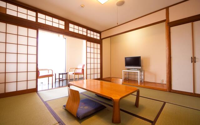 Kikunan Onsen UBL Hotel