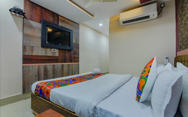 Fabhotel Middleton Desire