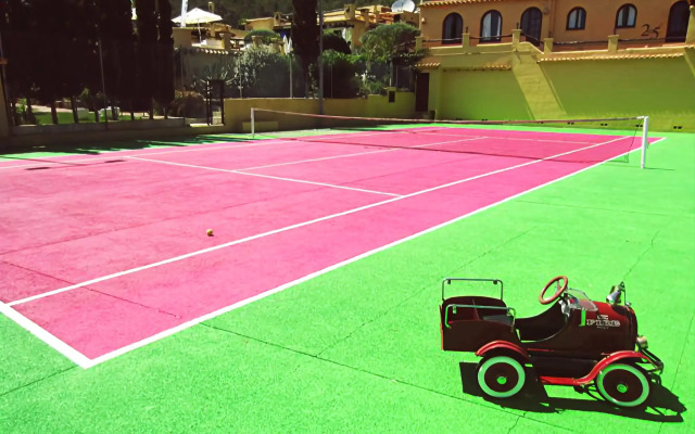 Pikes Ibiza - Adults Only