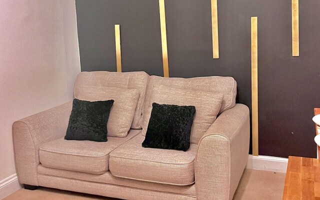 Comfy and Spacious 5-bed House in Cambridge
