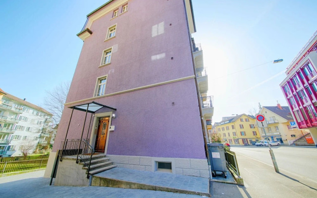 ZH Strawberry - Oerlikon Hitrental Apartment