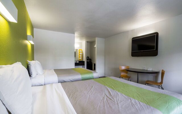 Fisherman's Cove Inn