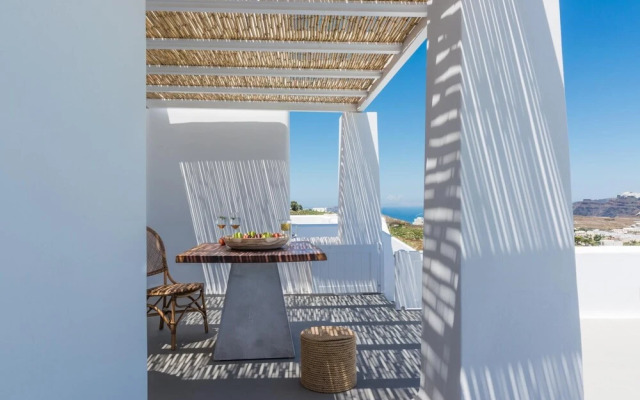 One Bedroom Panoramic - White Co