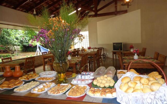 Hotel Pousada Chalé Das Flores