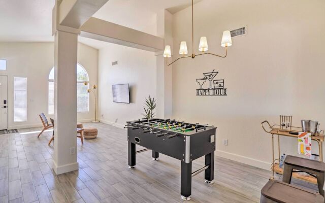 Private Heated Pool: Phoenix Sanctuary w/ Foosball