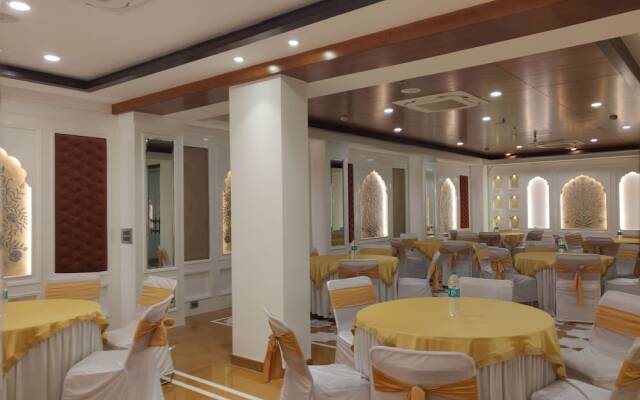 Laxmi Palace Heritage Boutique