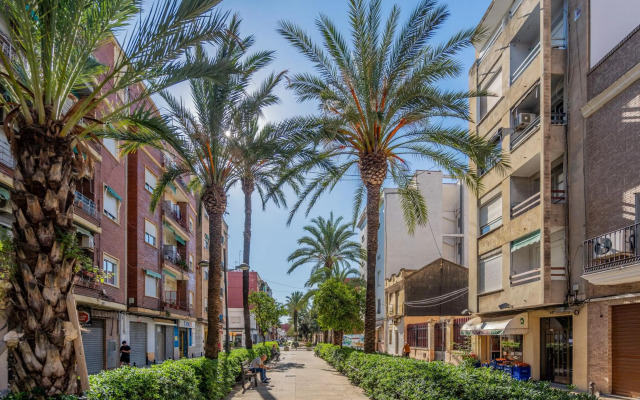 Casa Poblados Marítimos, Marina Beach