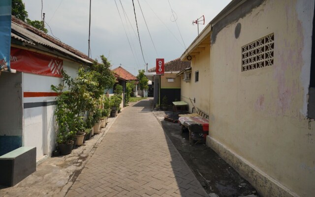 Nindy Homestay by OYO Rooms