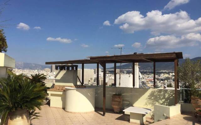 Wondeful Apartment at Lycabettus With Private Pool and Great Views of Athens