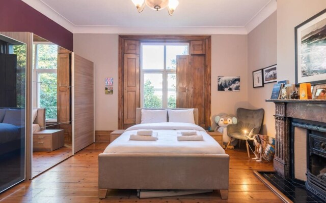 Stylish 1 Bed Near Greenwich For 4