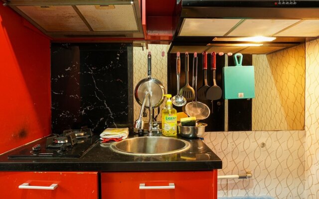 Comfy 2br with Sofa Bed at Gardenia Boulevard Apartment