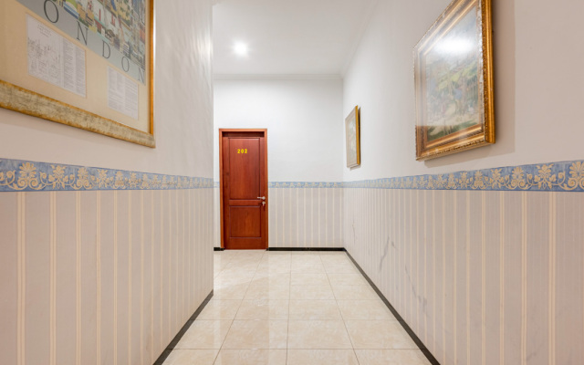 RedDoorz Syariah near Gajayana Stadium Malang