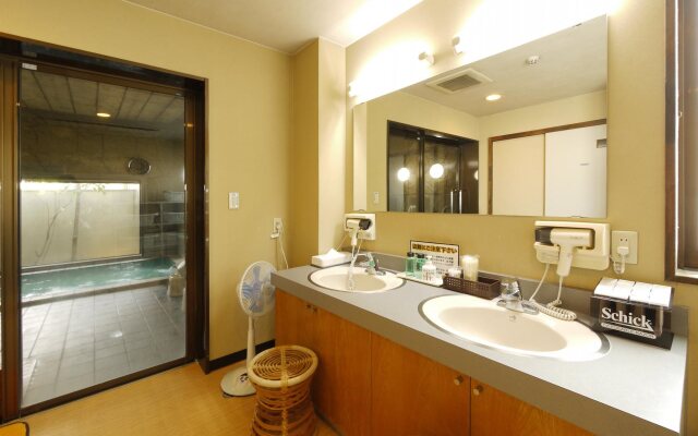 Hotel Route-Inn Isesaki