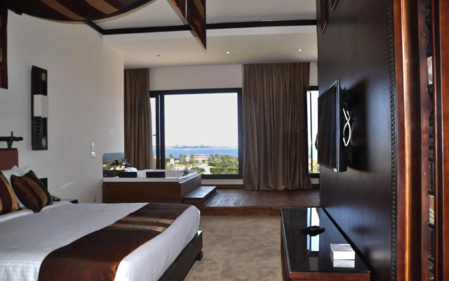 Africana Hotel & Spa
