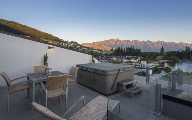 Shotover Penthouse & Spa by Staysouth