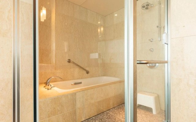 Tenza Hotel at Hakata Station