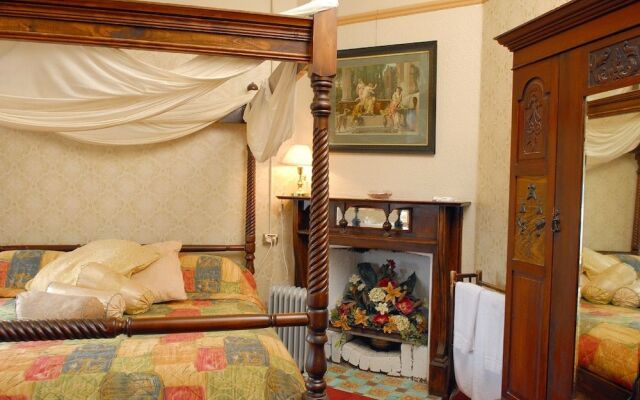 Mickey Bourke's Koroit Hotel