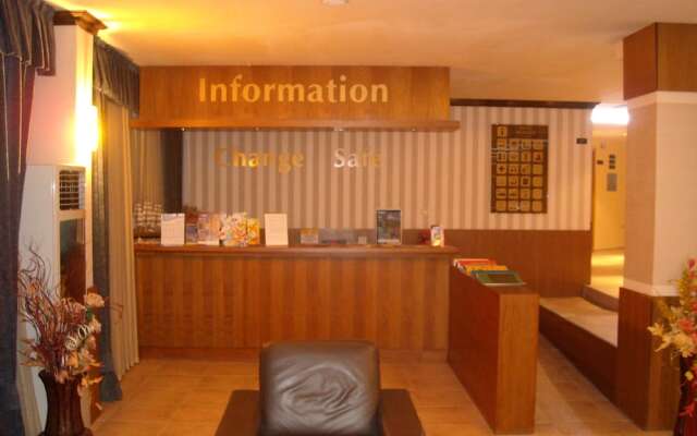 One Bedroom Apartment with Balcony