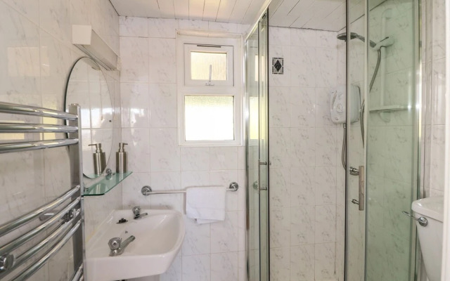 Summerfield Lodge B&B