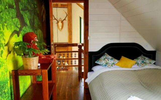 Chata w Rabce - Bajkowa Osada