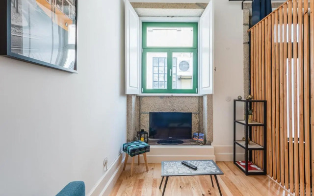 GuestReady - Ladder Mezz