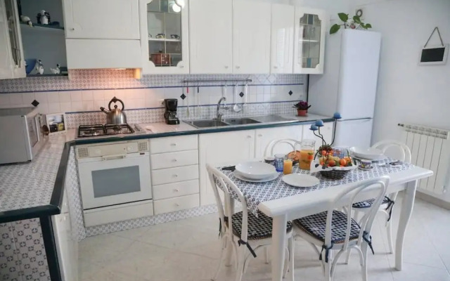 Seascape Terrace Spacious Apartment With Terrace