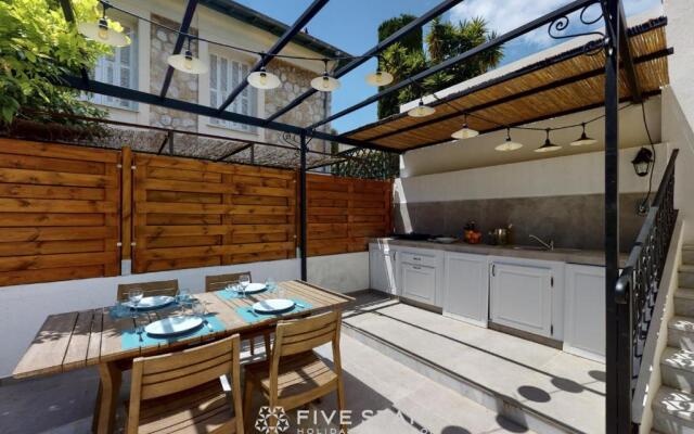 Villa Capriciosa - Five Stars Holiday House