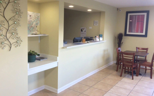 Econo Lodge Waynesville