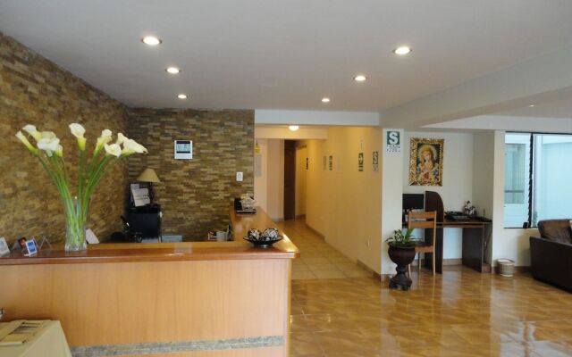 Florida del Inca Hotel